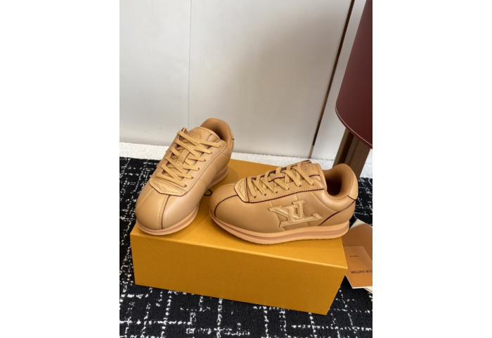 L1VV Buttersoft Sneakers