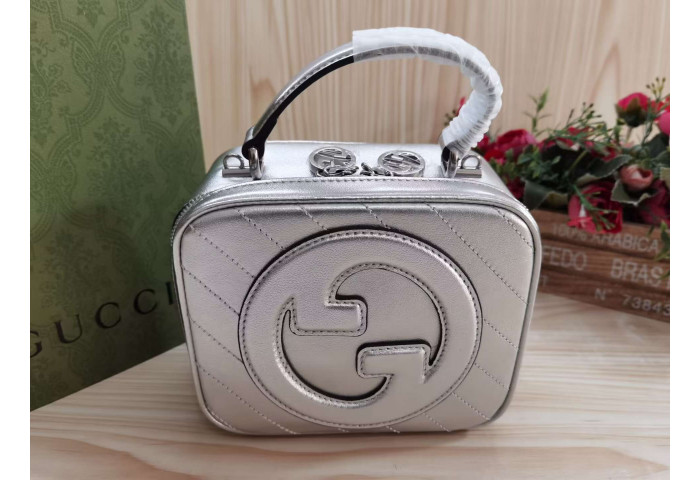 G*u*i1 bag-17*15*9cm