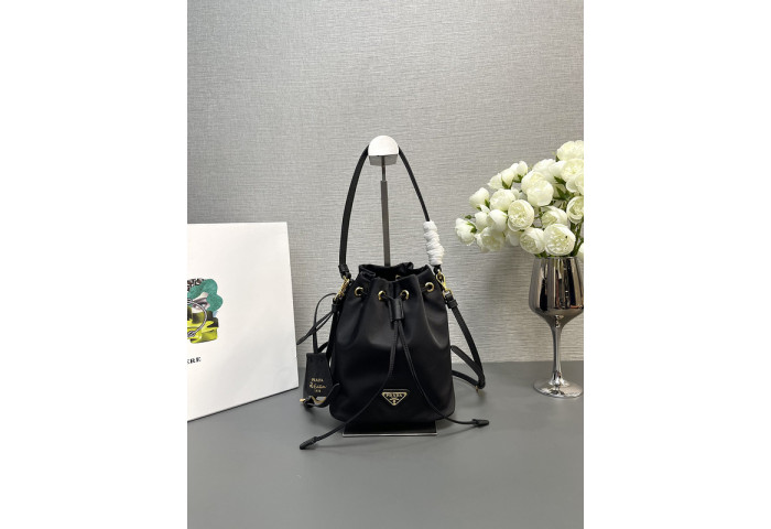 Prad* Bag-15.5*19.5*10cm