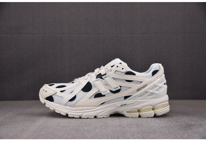 New Balance 1906R Polka Dot Sea Salt M1906RPC