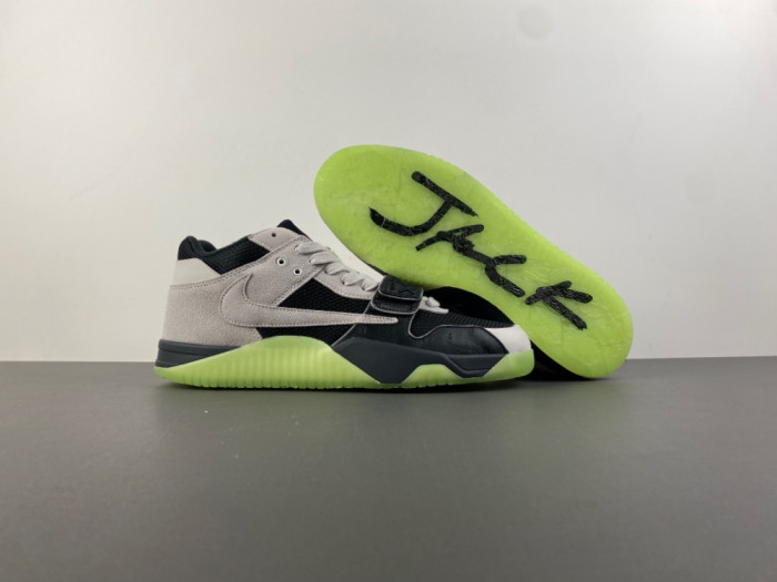 Travis Scott x Chase B x Air Jordan Jumpman Jack IH7971-001