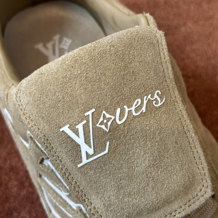 L1VV Footprint Sneakers