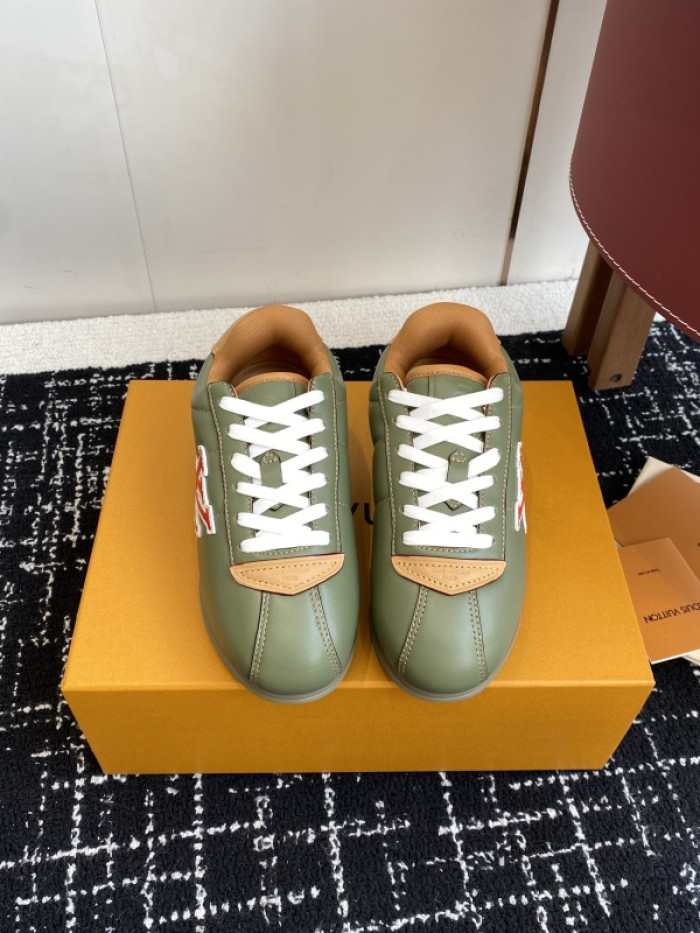 L1VV Buttersoft Sneakers