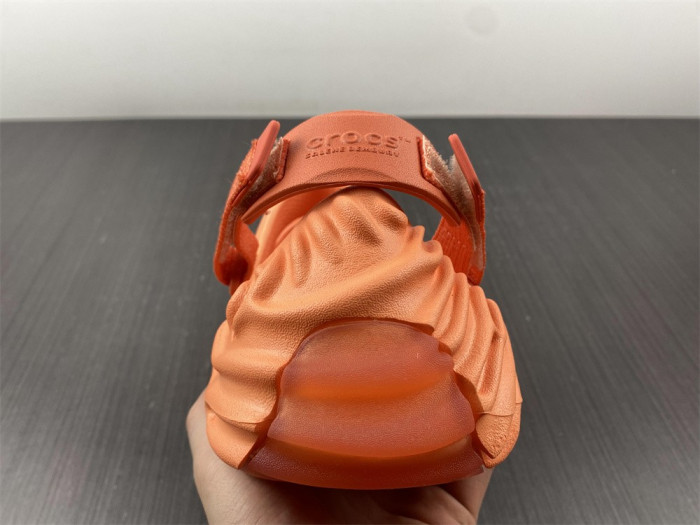 Cr*0*s x salehe bembury 207393-6rl