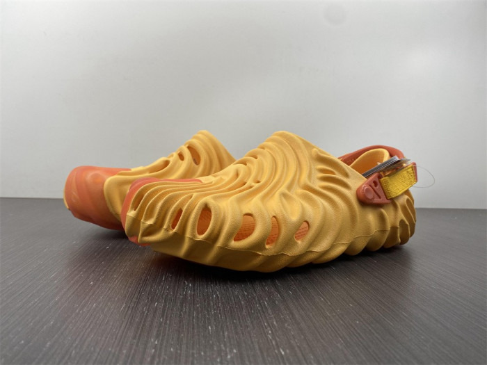 Cr*0*s x salehe bembury 207393-837