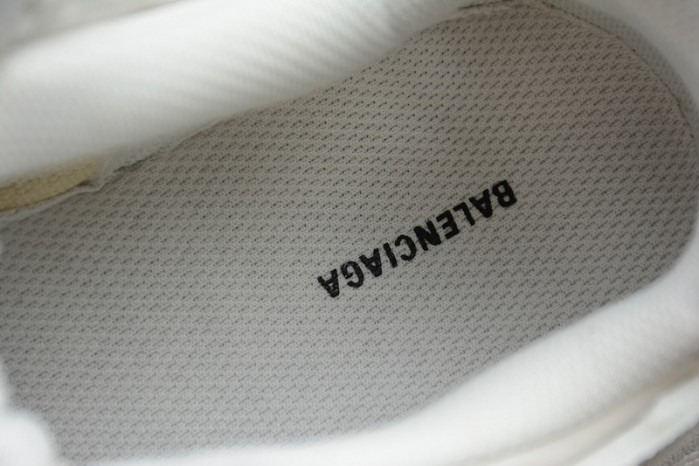 Balen Runner Sneakers White 570391 W2GN1 1001