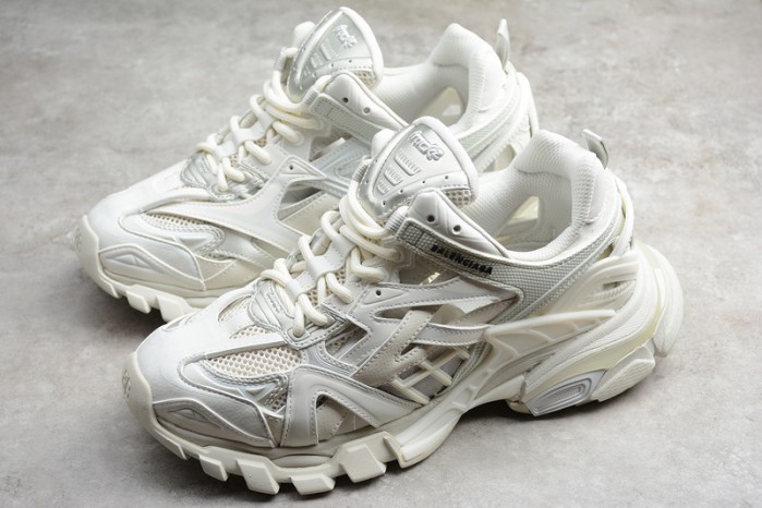 Balen Runner Sneakers White 570391 W2GN1 1001