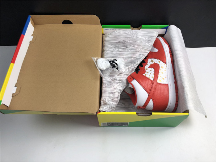 nike dunk high pro sb S*p3eme red stars 307385-161