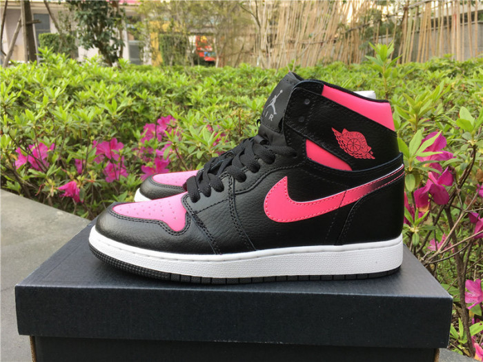 Air Jordan 1 Retro High Black Hyper Pink 332148-019