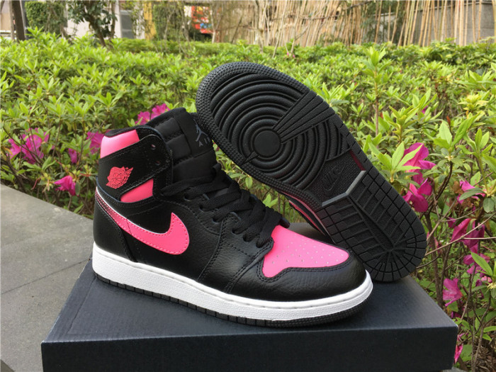 Air Jordan 1 Retro High Black Hyper Pink 332148-019