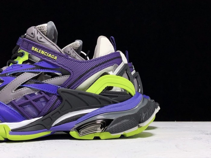 Balen Runner Sneakers 570391 W2GN7 1007