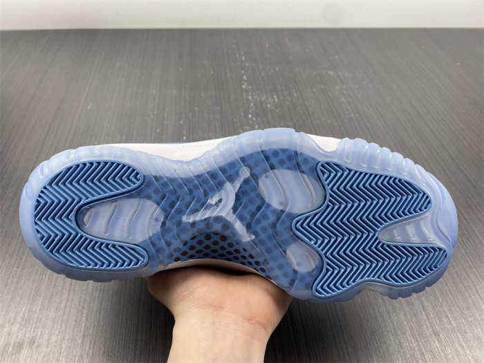 air jordan 11 retro low university blue (2017) 528895-106