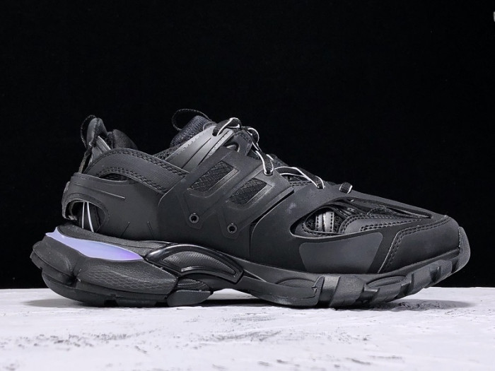 Balen Track Sneakers MAILLE LIGHTED SOLE BLACK 555036 W1GB1 1000