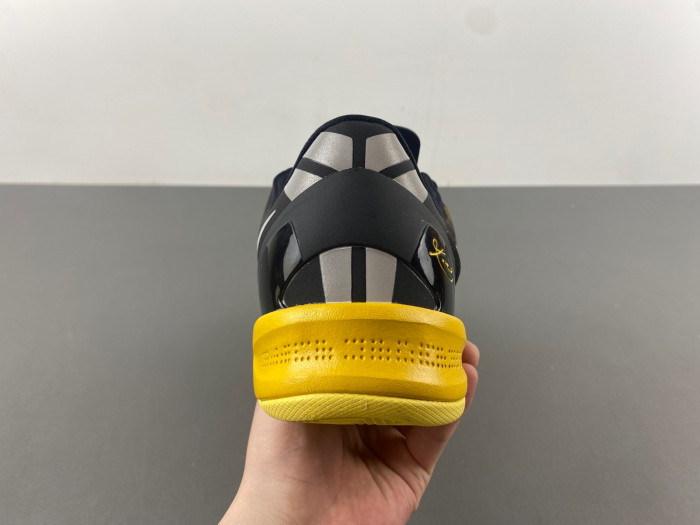 nike kobe 8 zk8 555286-077