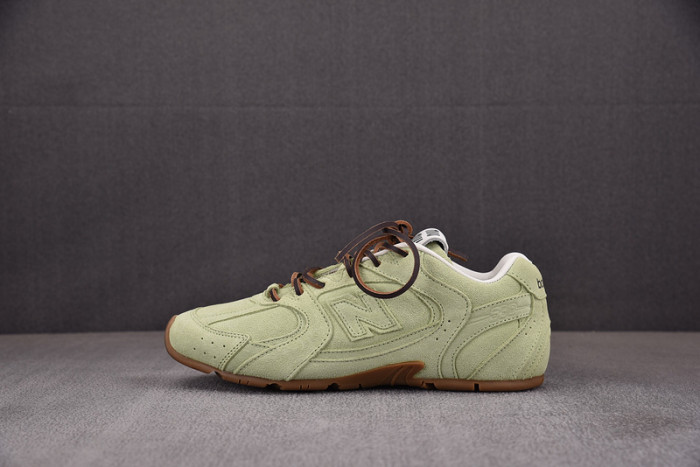 New Balance X Miu Miu 530 SL suede sneakers 5E168E