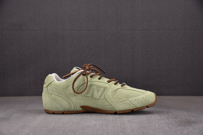 New Balance X Miu Miu 530 SL suede sneakers 5E168E