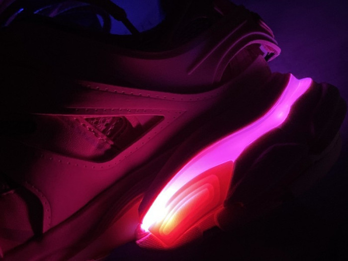 Balen Track Sneakers Pink LED w1gb9-9079