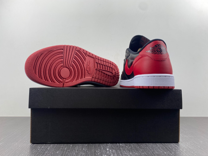 air jordan 1 retro low bred 705329-001