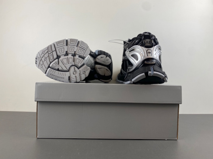 Balen Runner Sneakers 772774 W3RNY 0322