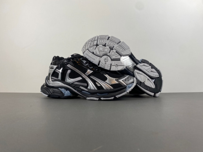 Balen Runner Sneakers 772774 W3RNY 0322