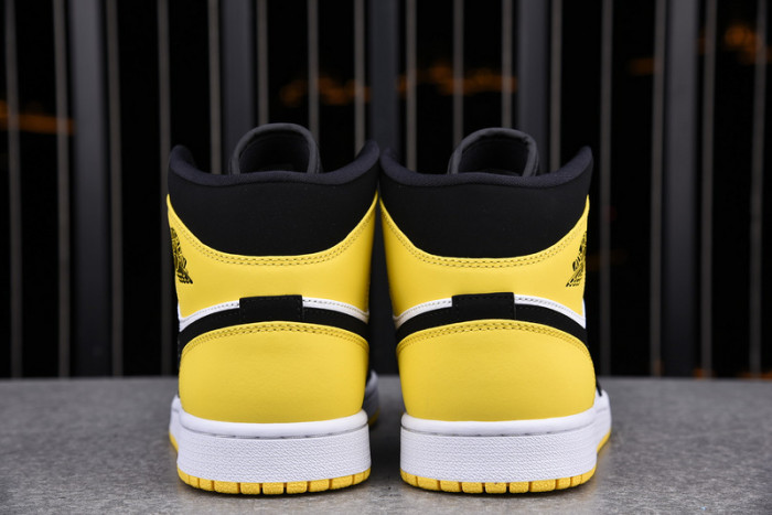 air jordan 1 mid yellow toe black 852542-071