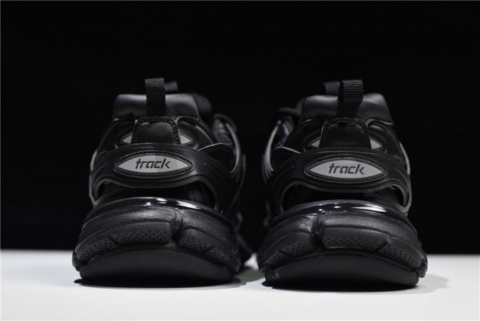 Balen Track Sneakers 656686 W06G0 2001 BLACK