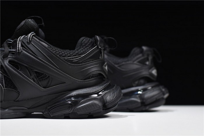 Balen Track Sneakers 656686 W06G0 2001 BLACK