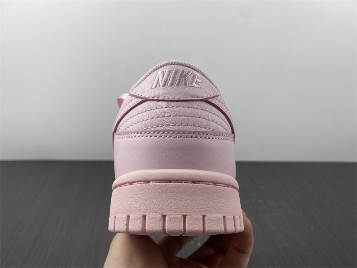 nike dunk low pink 921803-601