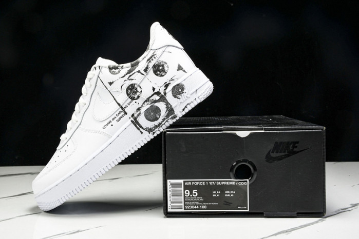 Nike Air Force 1 Low Supreme Comme des Garcons Shirt 923044-100