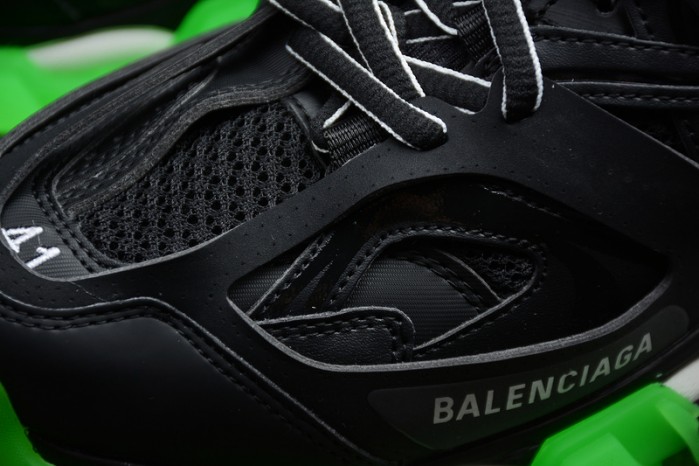 Balen Track Sneakers Green 542023 W1GB8 5480