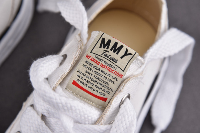 Ma*s*n mihara yasuhiro canvas sneakers