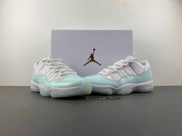 Air Jordan 11 Low “Igloo” (W) AH7860-103