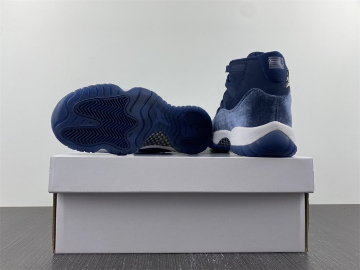 air jordan 11 retro midnight navy ar0715-441