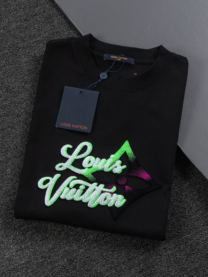 L1vv T-Shirt