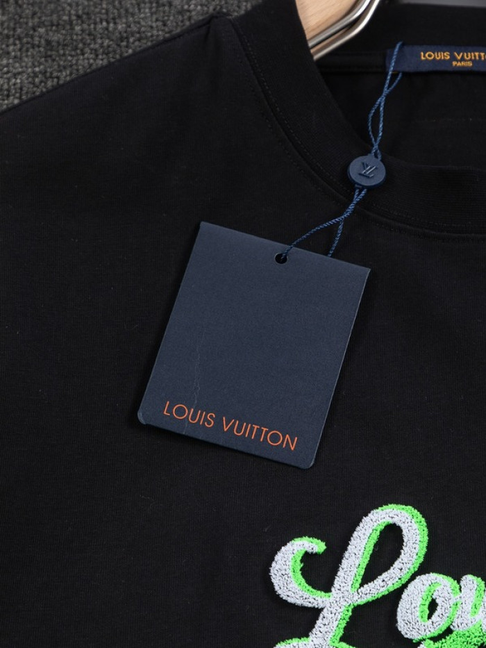 L1vv T-Shirt