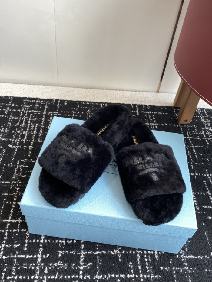 Prada Slides
