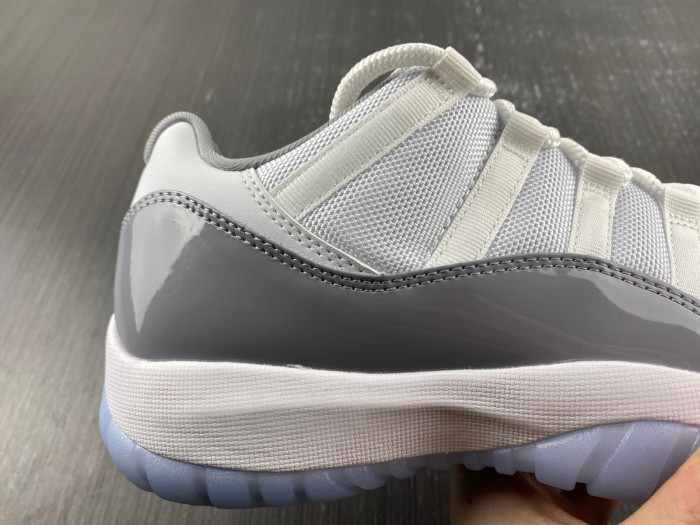 air jordan 11 low "cement grey" av2187-140