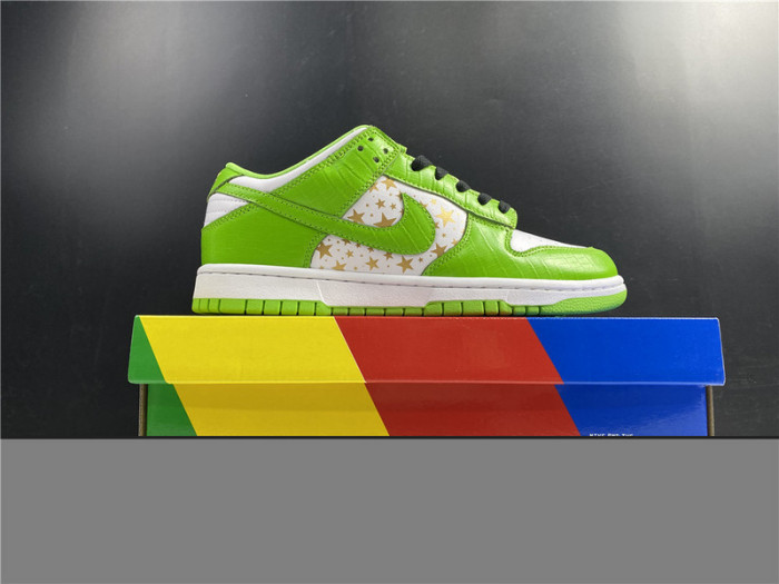 nike sb dunk low stars mean green (2021) dh3228-101