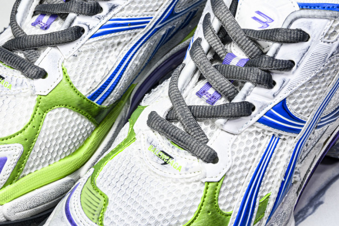 Balen Runner Sneakers 772774 W3RMU 9043