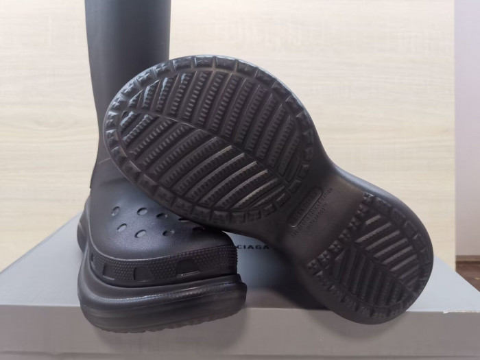 balen x Cr*0*s rubber rain boots-black