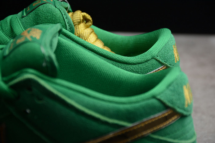 nike sb dunk low pro st. patrick