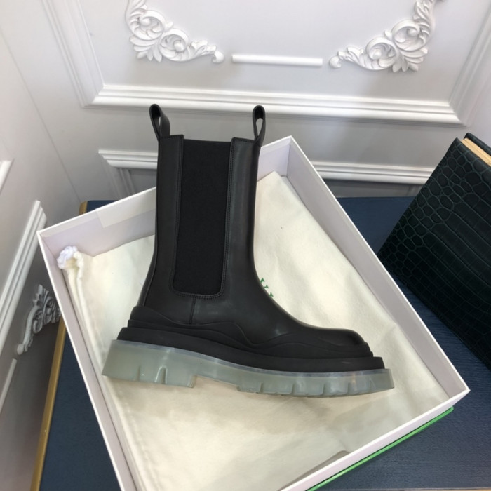 botteg*Ve*ne*ta tire