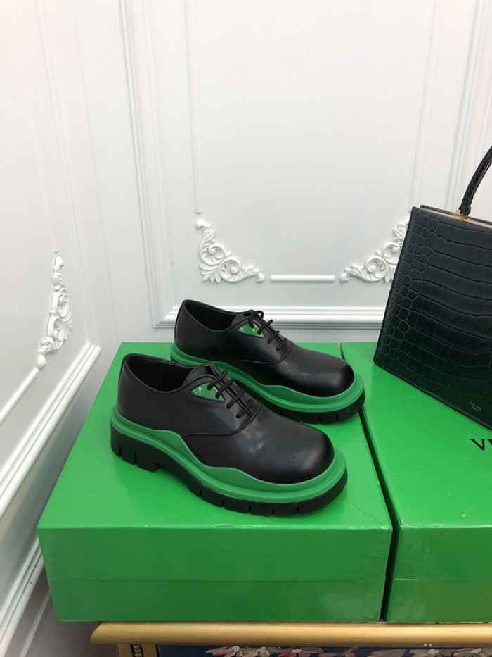 botteg*Ve*ne*ta tire