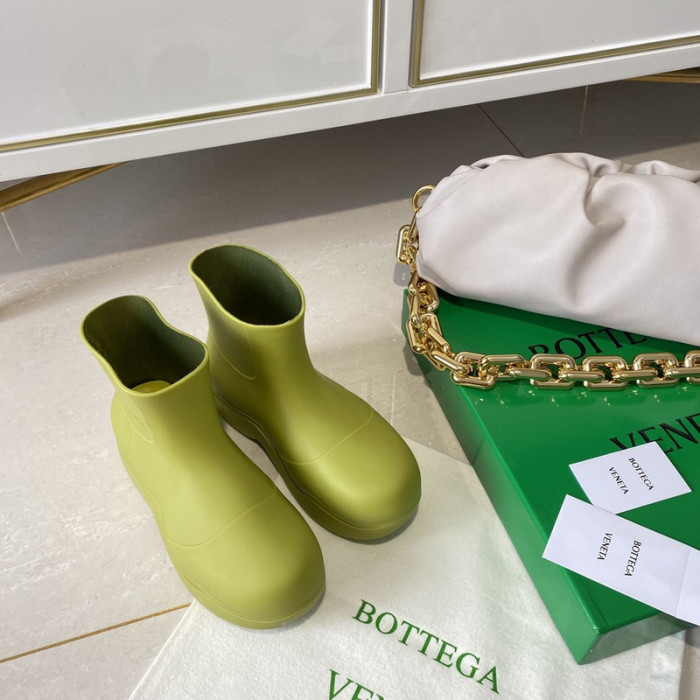 botteg*Ve*ne*ta puddle ankle boot