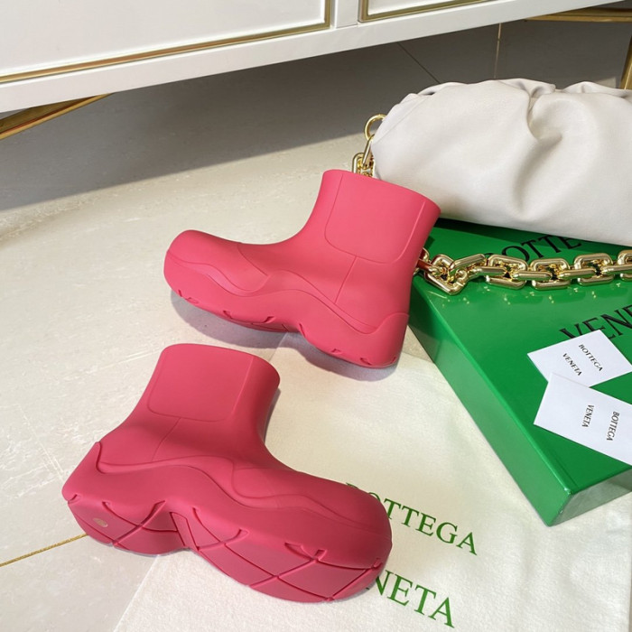 botteg*Ve*ne*ta puddle ankle boot