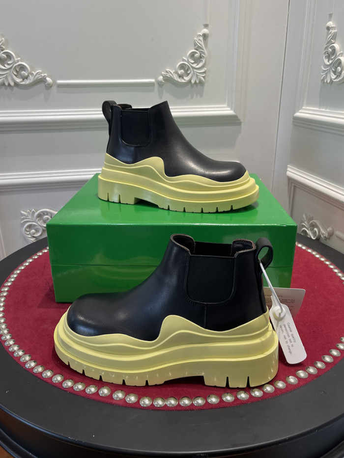 botteg*Ve*ne*ta tire