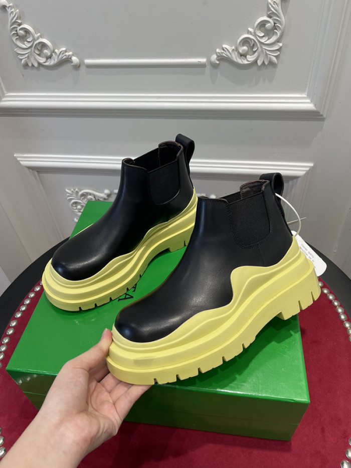 botteg*Ve*ne*ta tire