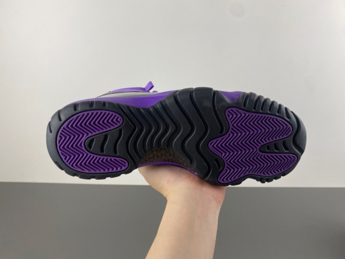 Air Jordan 11 purple CT8012-501