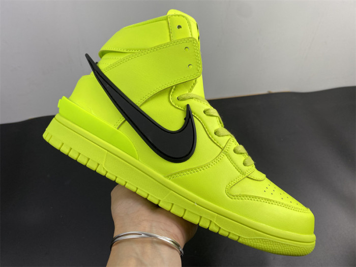 nike dunk high ambush flash lime cu7544-300