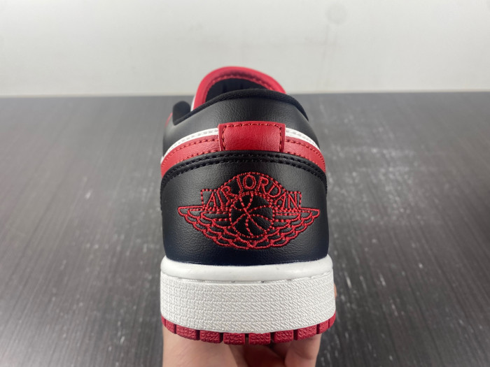 air jordan 1 low reverse black toe dc0774-160